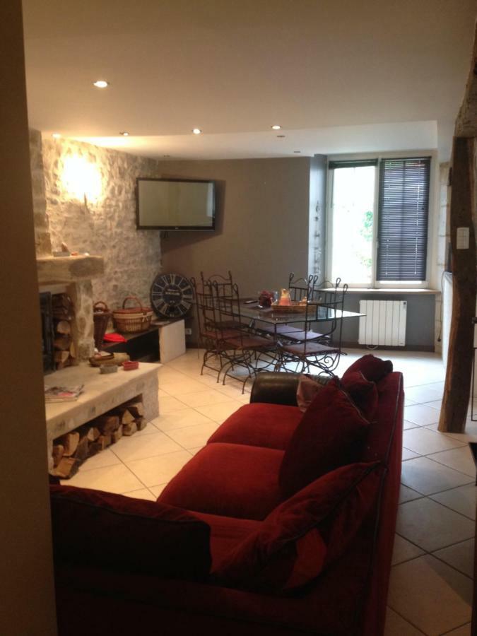 Chaleureux Appartement Nantua Exterior photo