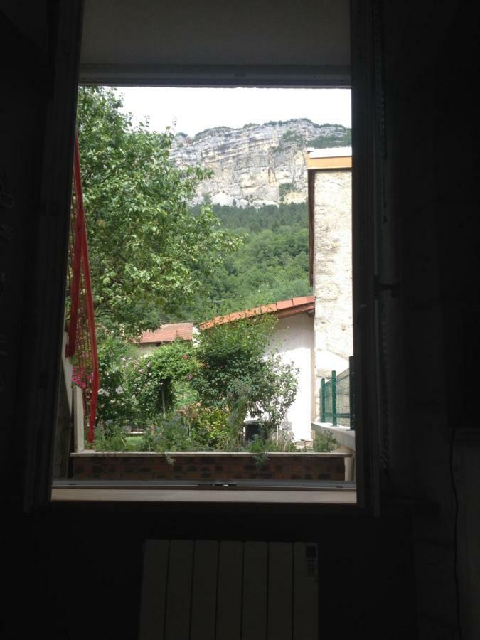 Chaleureux Appartement Nantua Exterior photo